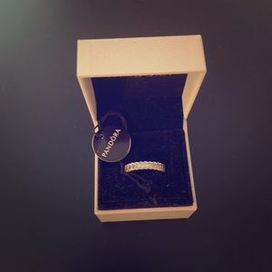 Pandora Ring